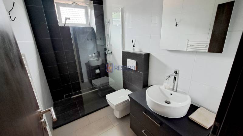 kupelna prizemie b.jpg